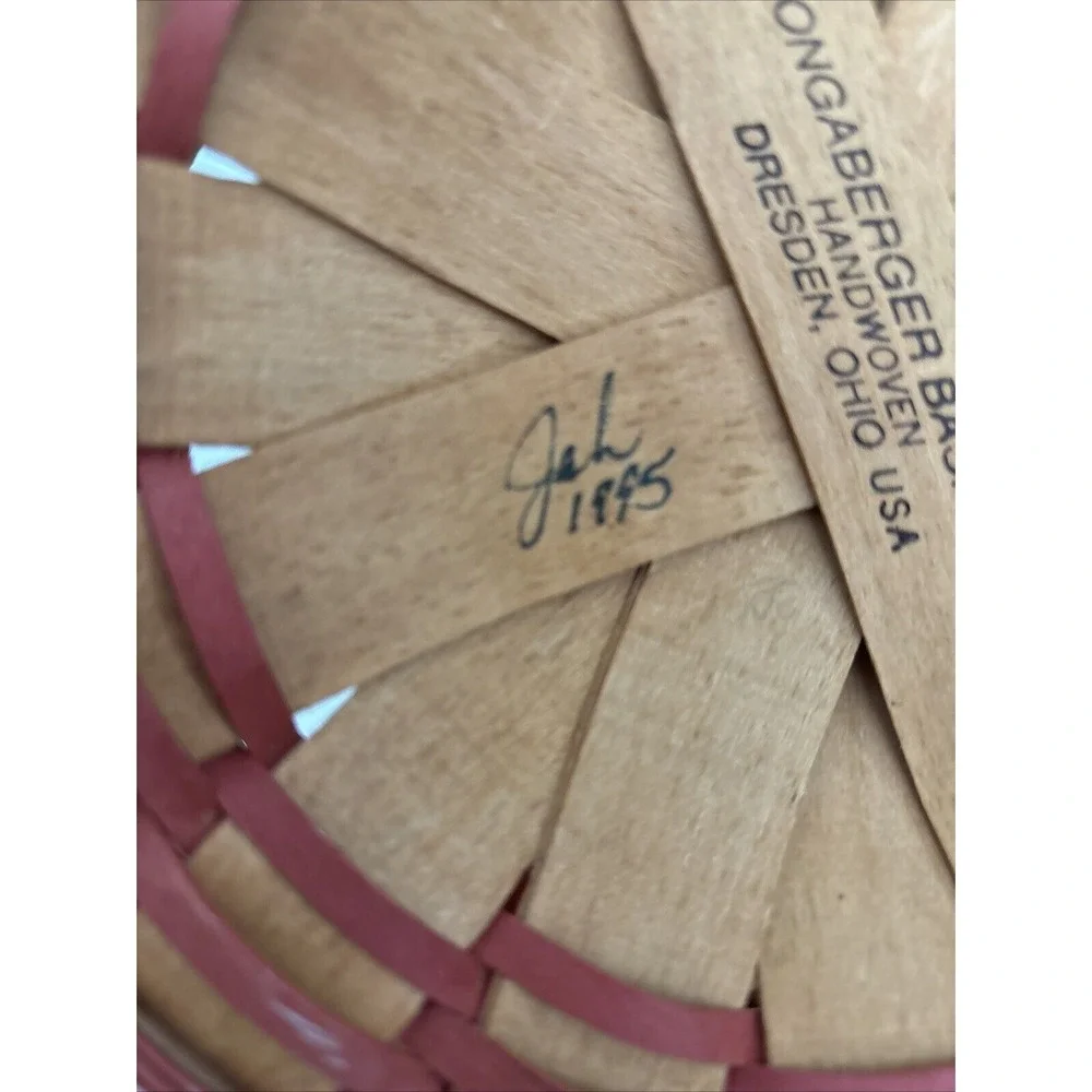 Longaberger‎ 1995 Round Basket with Leather Handles, Floral & Plastic Insert